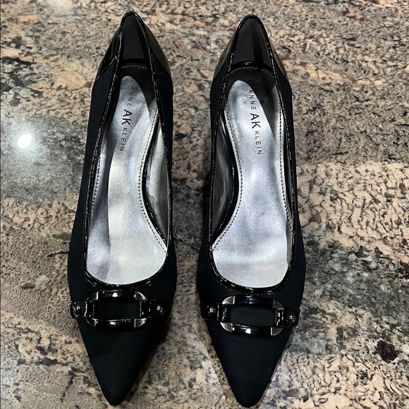 Anne Klein Black Patent Heels - Picture 2 of 11